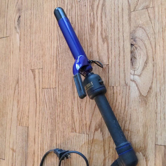 Hot Tools Professional Curling Iron - Picture 1 of 3
